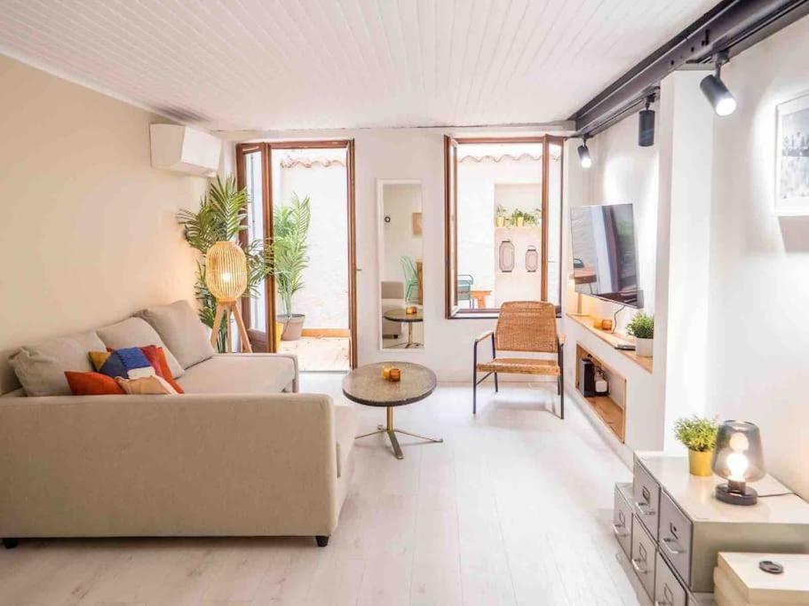T2 47M2 Avec Terrasse - Proche Gare Marseille Apartment Exterior photo